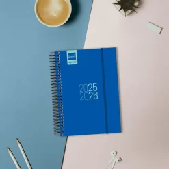 Agenda espiral E8 azul 2025-2026 día página