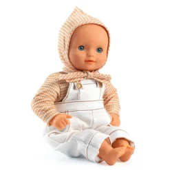 Conjunto peto blanco con camisa y gorro a rombos 32cm.