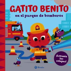Gatito Benito en el parque de bomberos