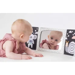 Libro de tela con espejo