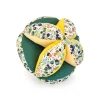 Pelota sensorial sonajero tela floral tonos amarillos y verdes 15cm