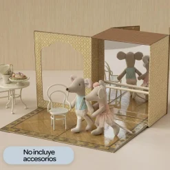 Ratoncitos ballet en estudio de danza Maileg